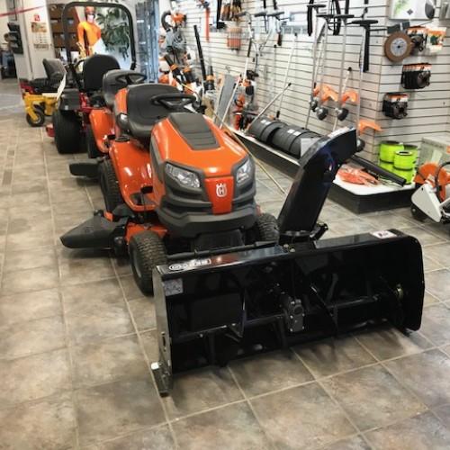 Load image into Gallery viewer, BERCOMAC 48&quot; Northeast Electric Lift Snowblower for Lawn and Garden Tractors (7720373977304)
